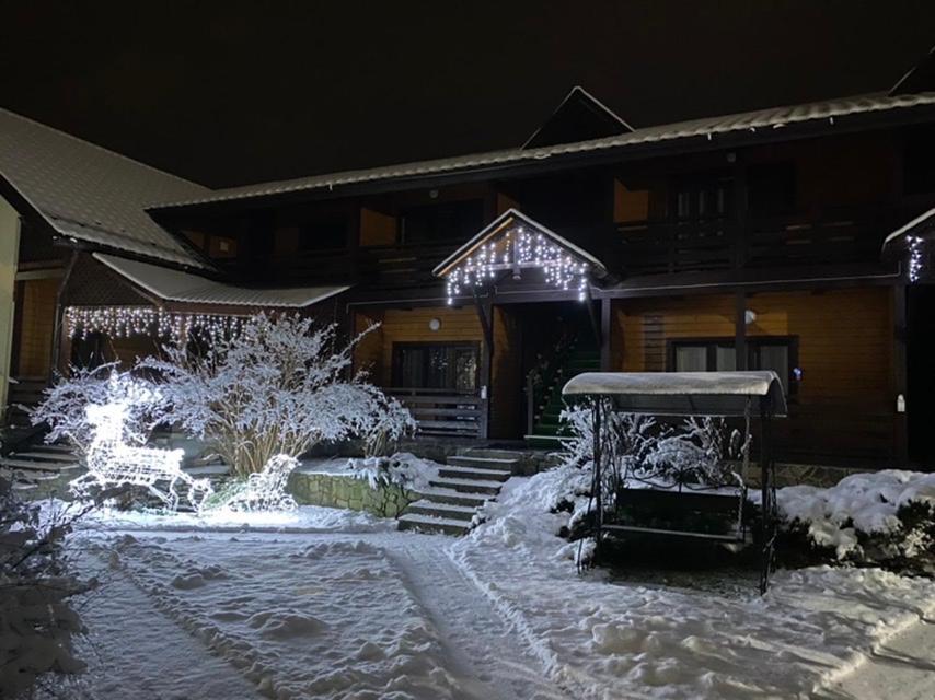 Central Courtyard スラブスク エクステリア 写真
