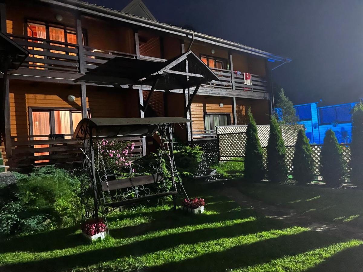 Central Courtyard スラブスク エクステリア 写真